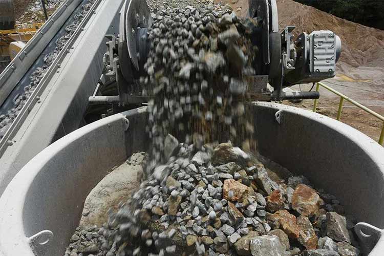 履帶式移動圓錐破碎機沒有保持恒定的CSS,或成品尺寸過大怎么辦